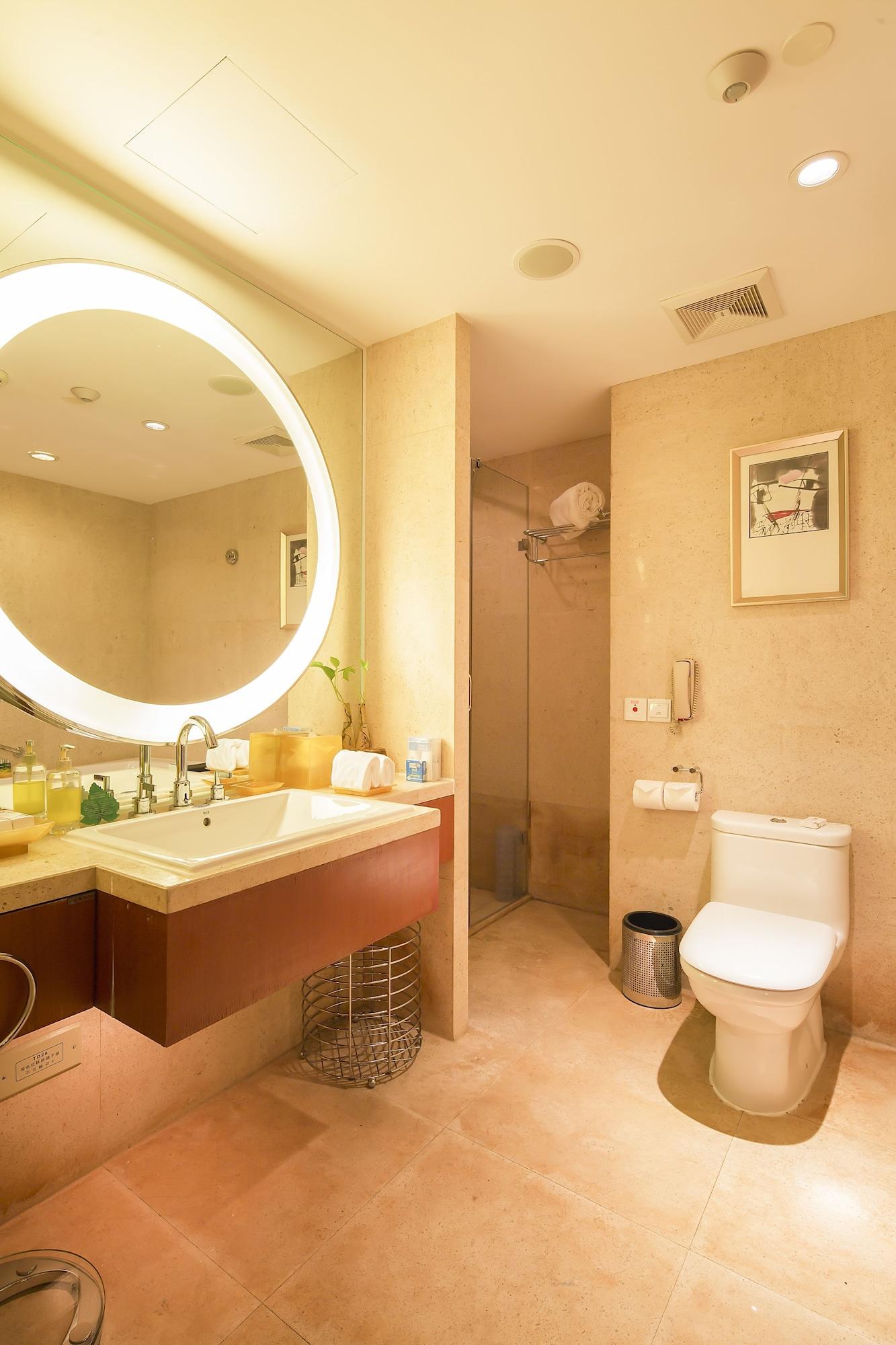 Landison Plaza International Hotel Zhenjiang  Exterior photo