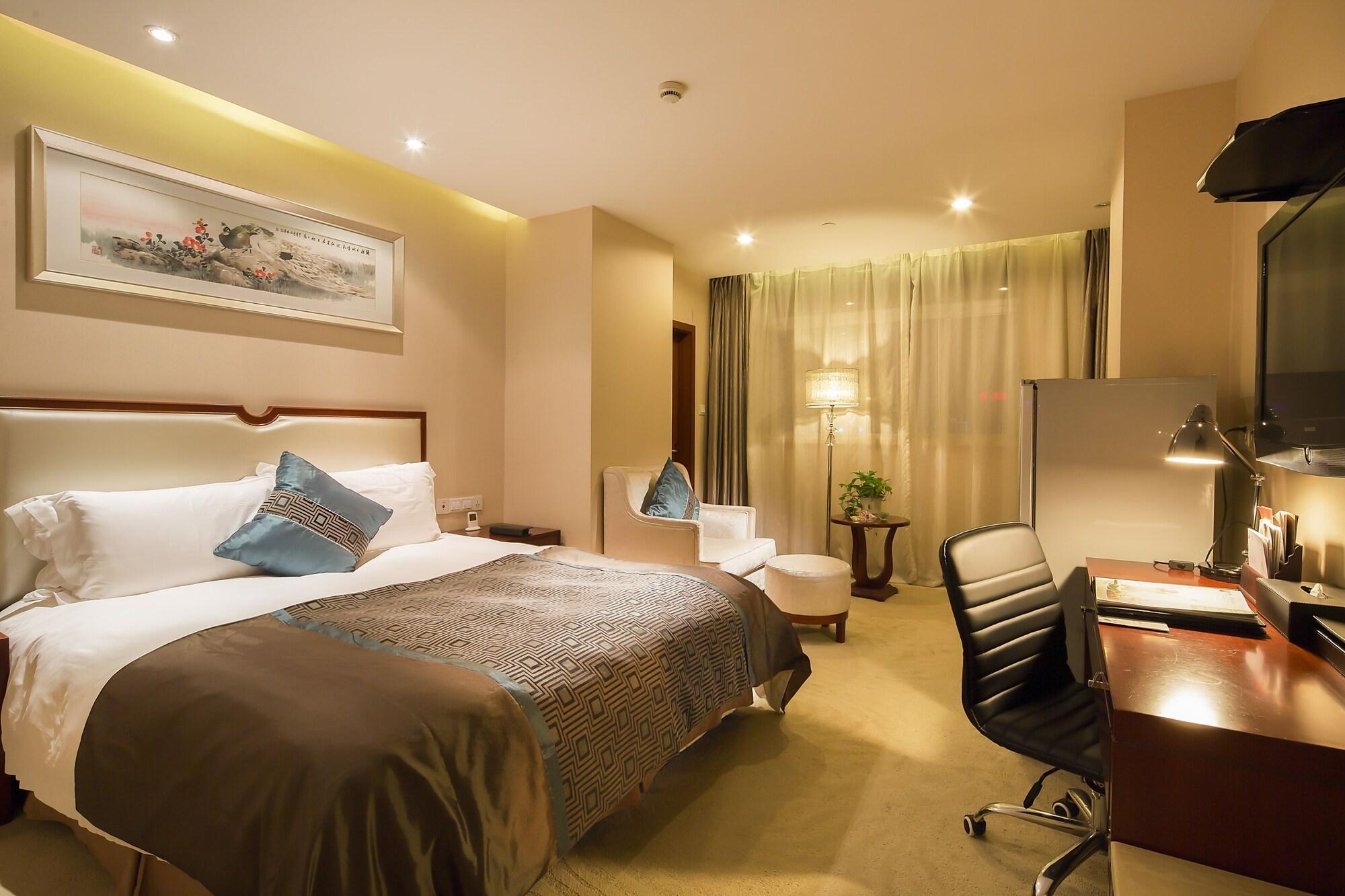 Landison Plaza International Hotel Zhenjiang  Exterior photo