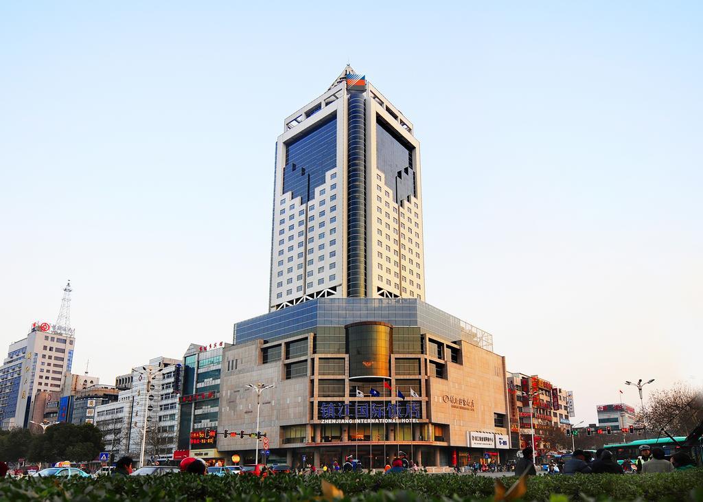Landison Plaza International Hotel Zhenjiang  Exterior photo
